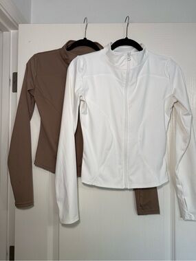 Women’s Lightweight Athletic Sports Zip-Up Jacket Size Small White & Tan